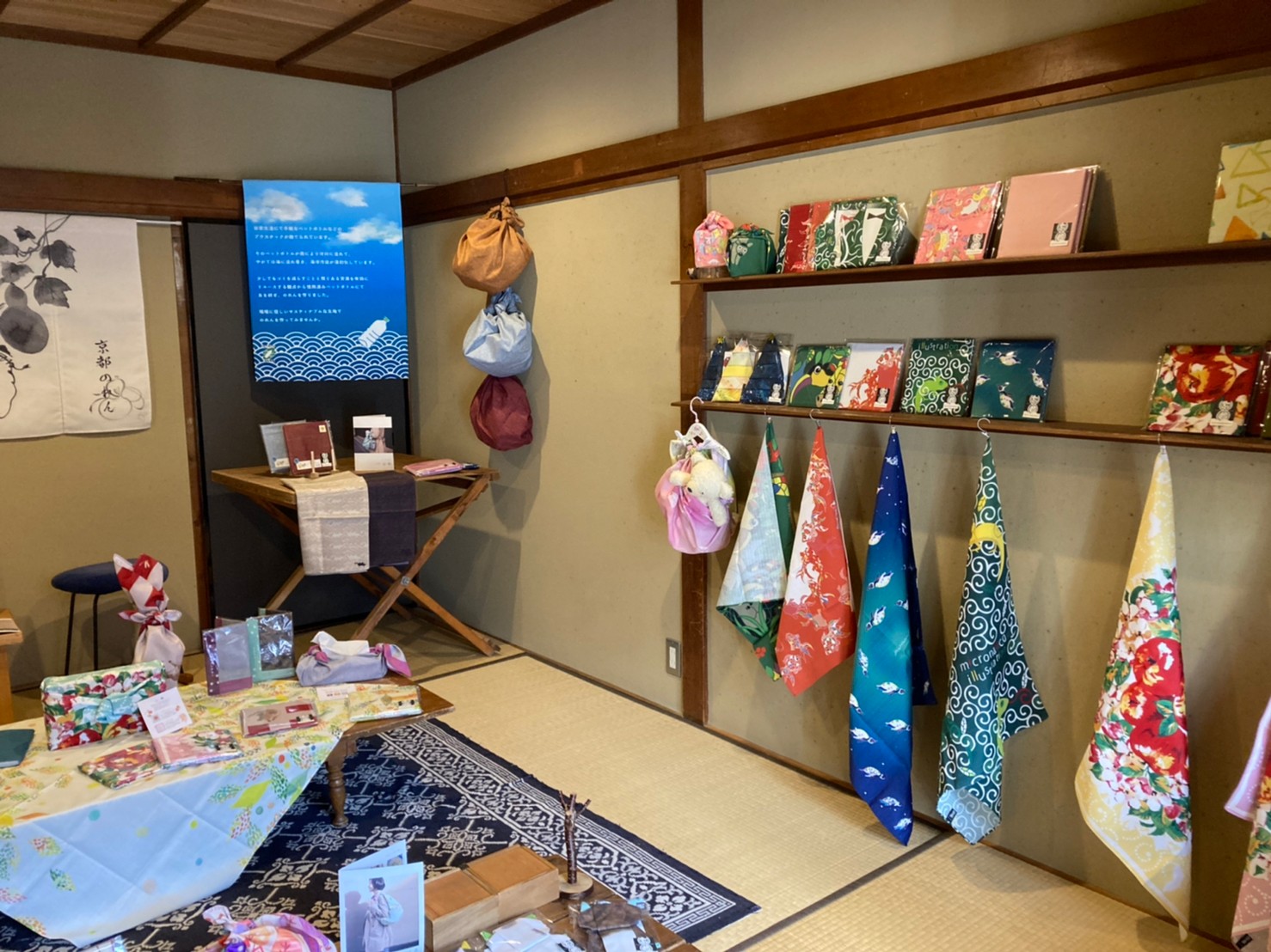 京都のれん×旅する雑貨店kemonoss　風呂敷フェア in itonowa3